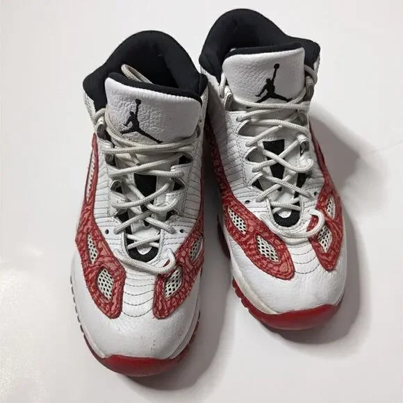Nike Air Jordan 11 Low Basketball Shoes Red and White Size 7.5